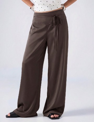 Pantaloni SHEIN, maro
