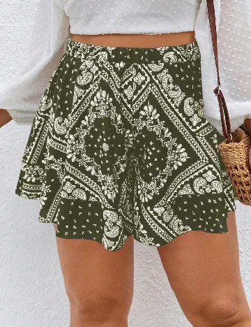 Pantaloni scurti SHEIN CURVE, verde