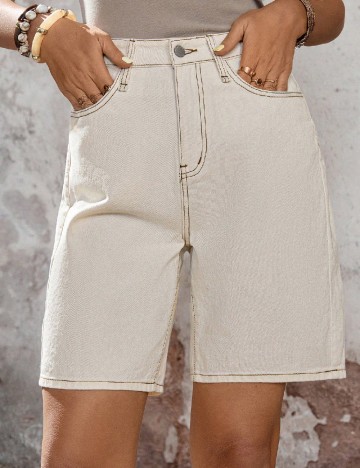 Pantaloni scurti SHEIN, ecru