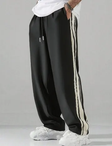 Pantaloni SHEIN, negru