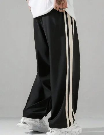 Pantaloni SHEIN, negru