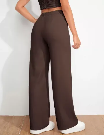 Pantaloni SHEIN, maro