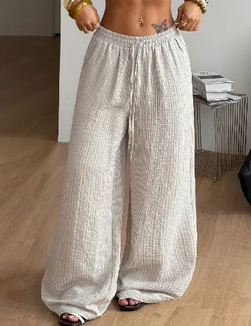 Pantaloni SHEIN, maro/alb