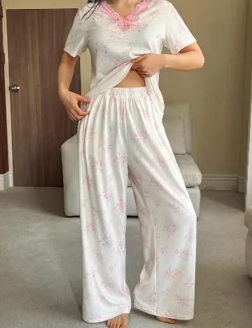 Pijama SHEIN, ecru