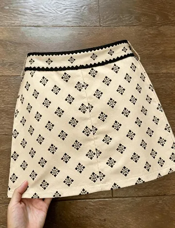Fusta SHEIN, crem/negru