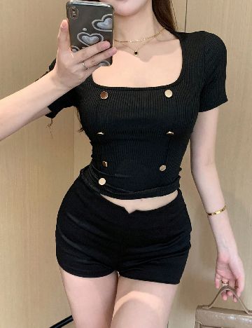 Top Dazy, negru