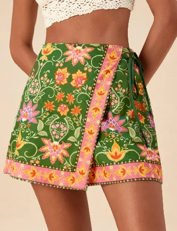 Pantaloni scurti SHEIN, verde