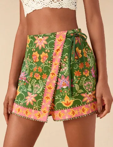 Pantaloni scurti SHEIN, verde