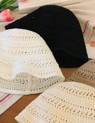 Palarie SHEIN, negru