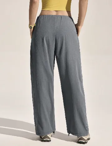 Pantaloni SHEIN, gri