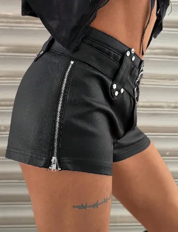 Pantaloni scurti SHEIN, negru