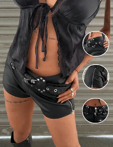 Pantaloni scurti SHEIN, negru