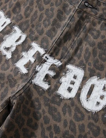 Pantaloni scurti Romwe, animal print