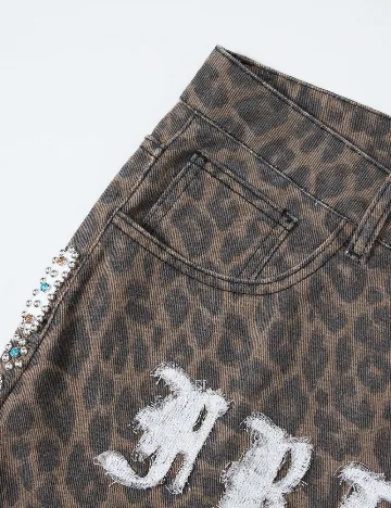 Pantaloni scurti Romwe, animal print
