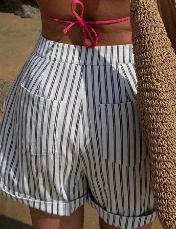Pantaloni scurti Dazy, alb