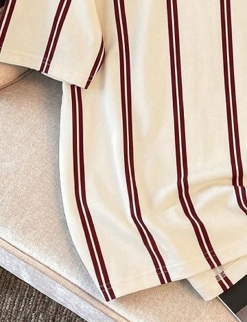 Tricou SHEIN, ecru