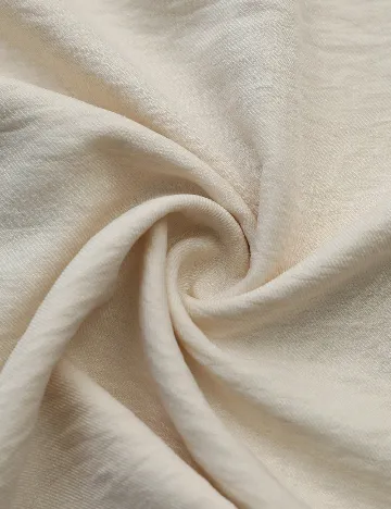 Compleu SHEIN, crem