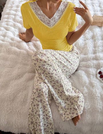 Pijama SHEIN, mix culori