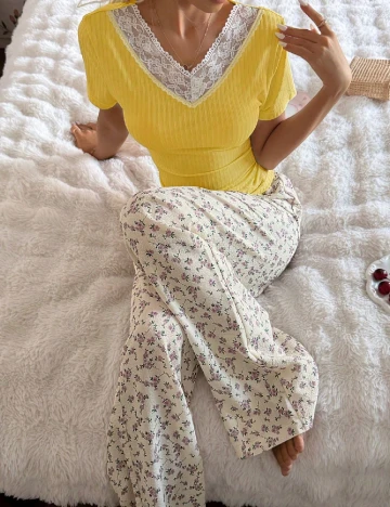 Pijama SHEIN, mix culori