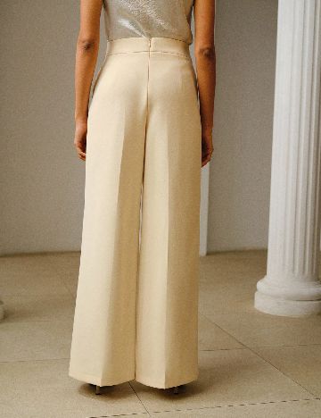 Pantaloni Zeylah, crem
