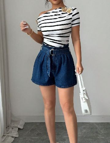 Pantaloni scurti SHEIN, albastru