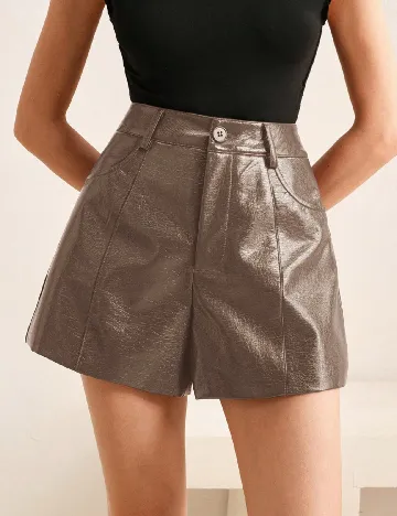 Pantaloni scurti Anewsta, maro