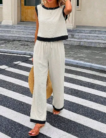 Compleu SHEIN CURVE, crem