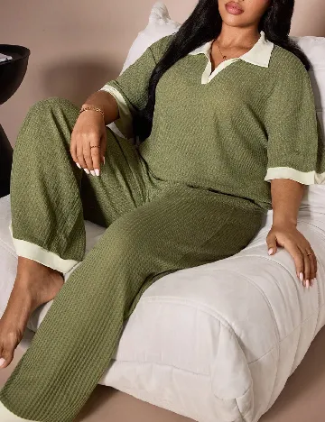 Pijama SHEIN CURVE, verde