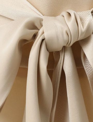 Pantaloni scurti SHEIN, crem