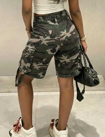Pantaloni scurti SHEIN CURVE, army