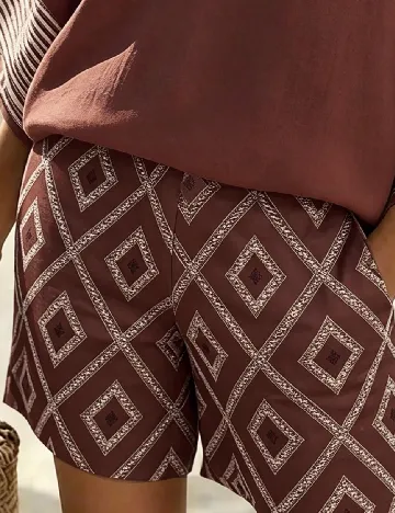 Pantaloni scurti SHEIN, maro