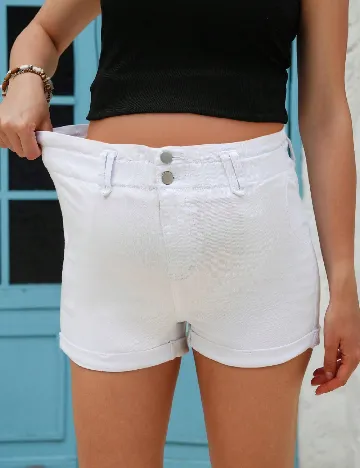 Pantaloni scurti SHEIN Maternity, alb