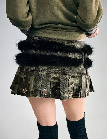 Fusta Romwe, army