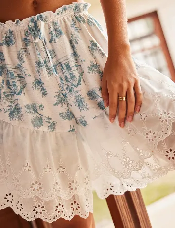 Pantaloni scurti SHEIN, alb