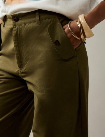 Pantaloni Missguided, verde