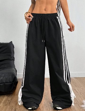 Pantaloni SHEIN, negru