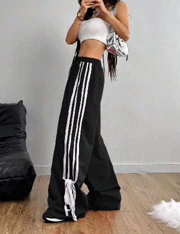 Pantaloni SHEIN, negru