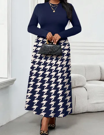Rochie lunga SHEIN CURVE, bleumarin/crem