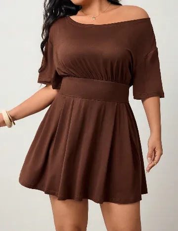Rochie scurta SHEIN CURVE, maro
