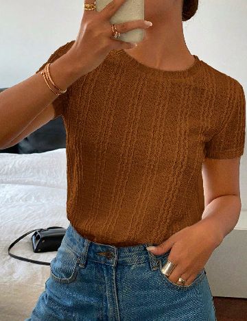 Tricou SHEIN, maro