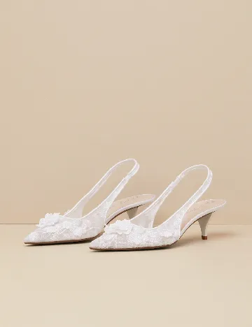 Pantofi Betsey Johnson, alb