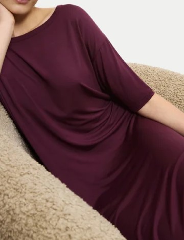 Rochie de noapte Triumph, mov
