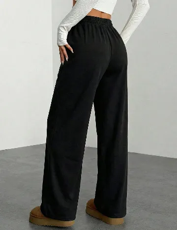 Pantaloni SHEIN, negru