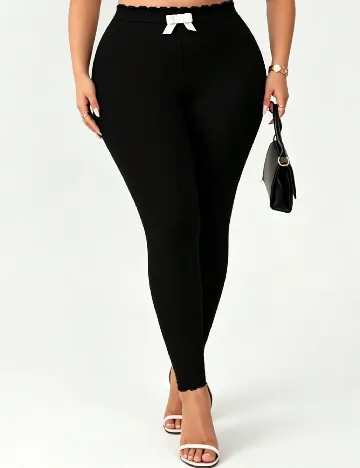 Pantaloni SHEIN CURVE, negru