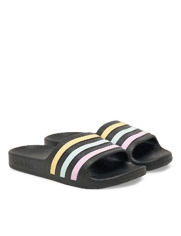 Slapi Adidas, mix culori