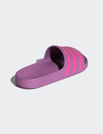 Slapi Adidas, mov