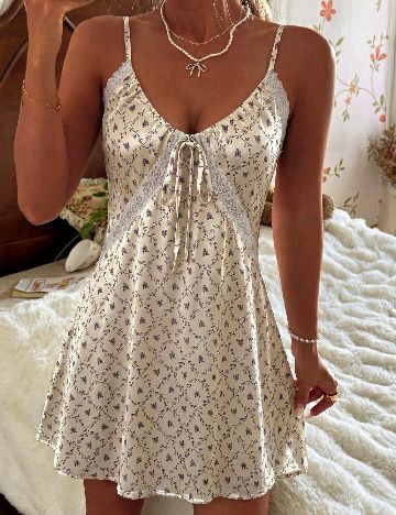 Rochie de noapte SHEIN, crem