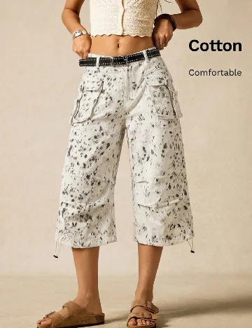 Pantaloni trei sferturi SHEIN, bej