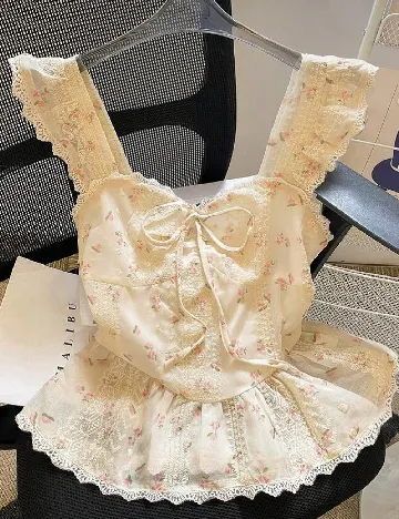 Top SHEIN, crem