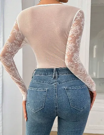Body SHEIN, alb
